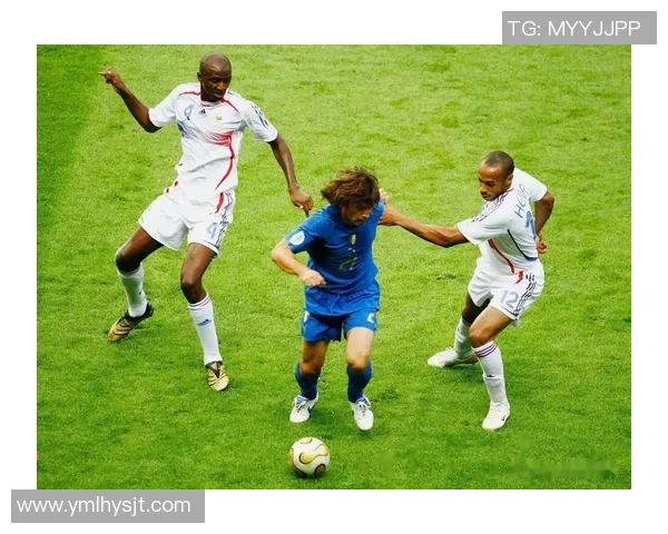 足球明星与他们的球队:辉煌成就与传奇故事的背后探秘 足球明星与他们的球队:辉煌成就与传奇故事的背后探秘